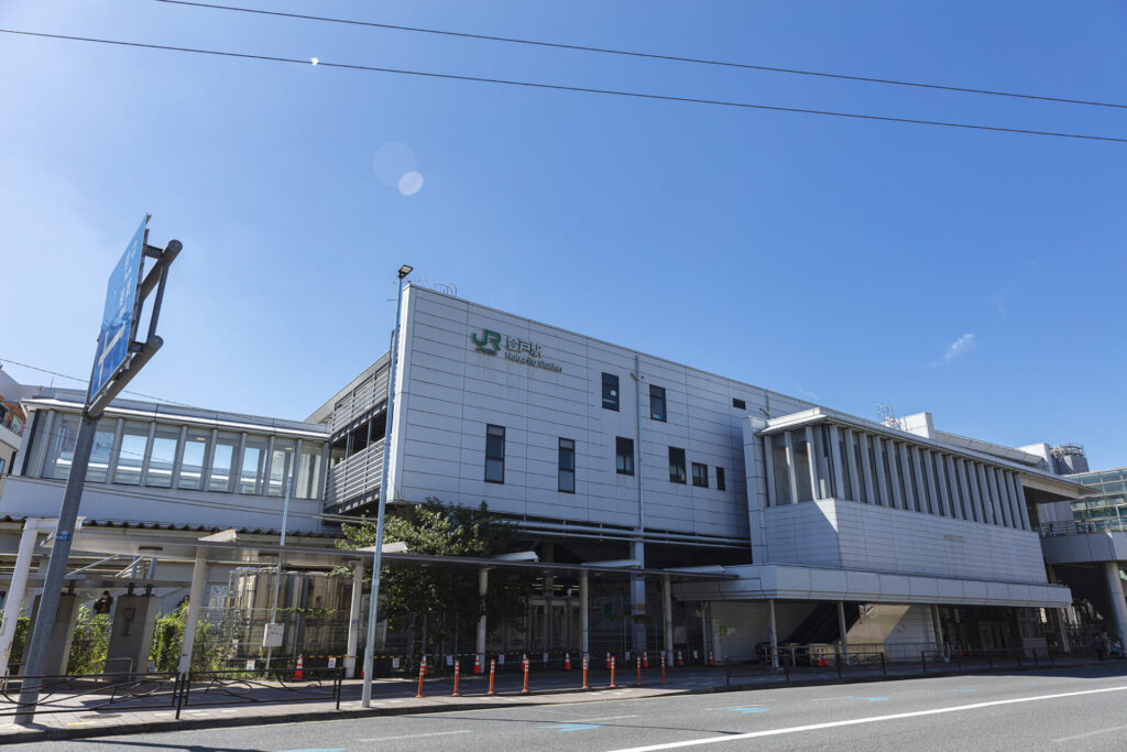 登戸でおすすめの眉毛サロン　登戸駅の風景