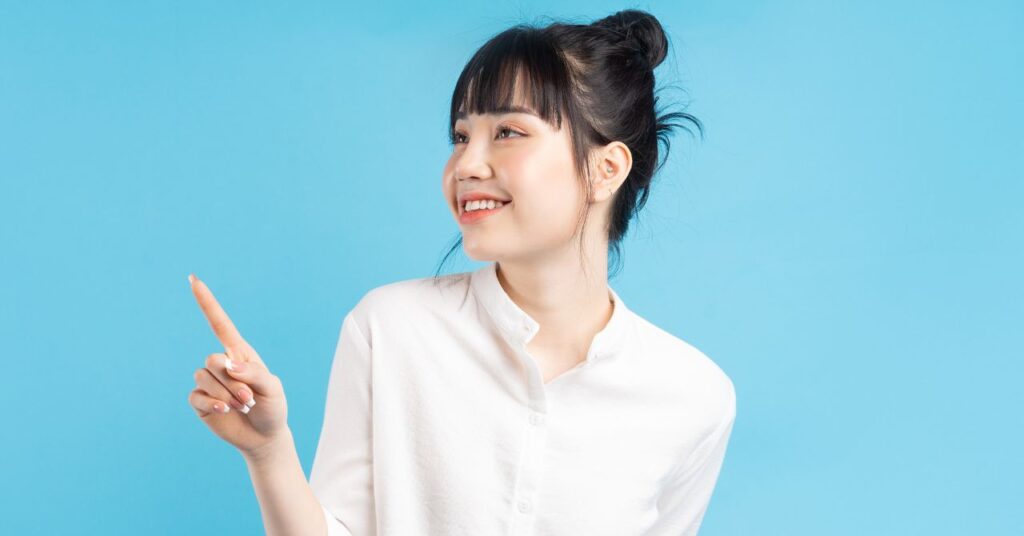 まつ毛クリアコーティングを使うときのポイント 女性のイメージ