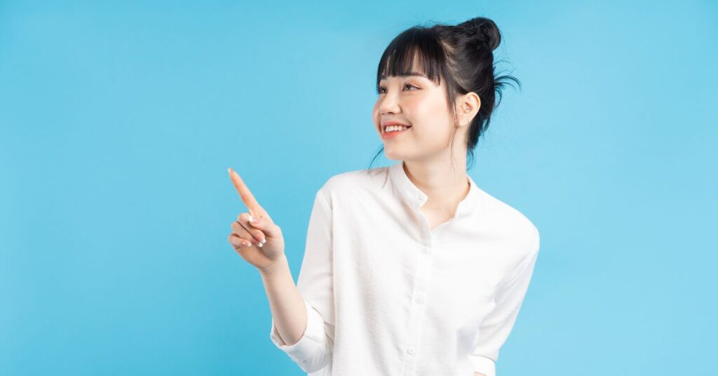まつ毛エクステ向けトリートメントの選び方 女性のイメージ
