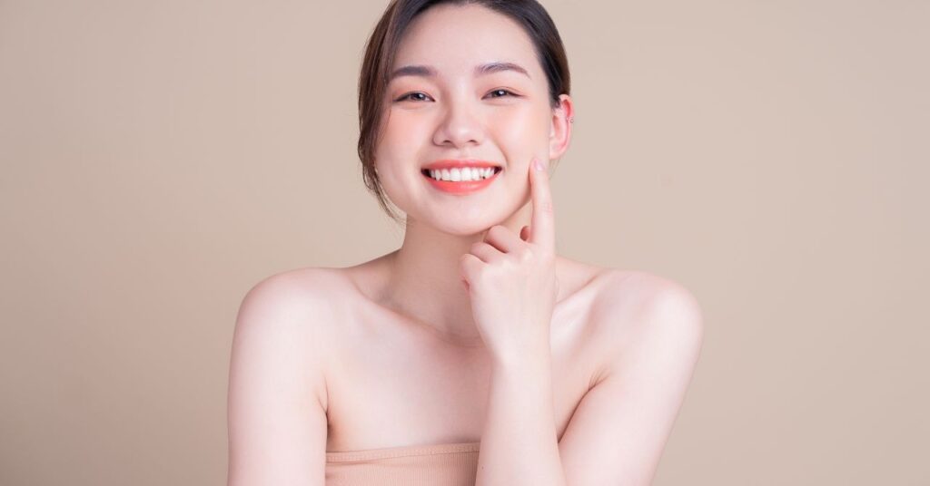 ハンズフリーの眉毛テンプレート 女性のイメージ