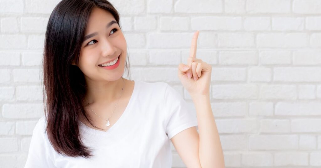 眉毛ワックスシート前に気をつけたいこと 女性のイメージ