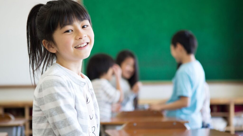 小学生は眉毛サロンに行けるの? 小学生のイメージ
