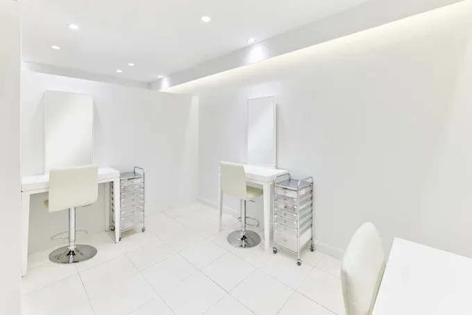 BIEWS EYEBROW STUDIO アトレ吉祥寺店　店内イメージ