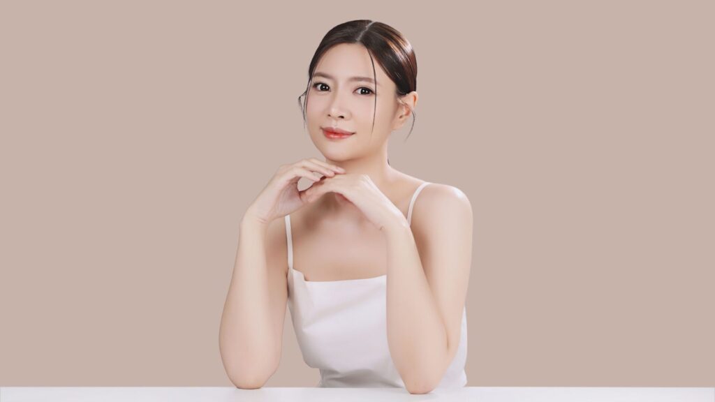 京都で女性におすすめの眉毛サロンは? 女性のイメージ