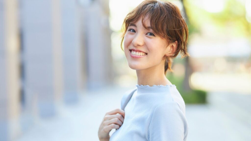 新宿でレディース向けの眉毛サロンはどこ? 女性のイメージ