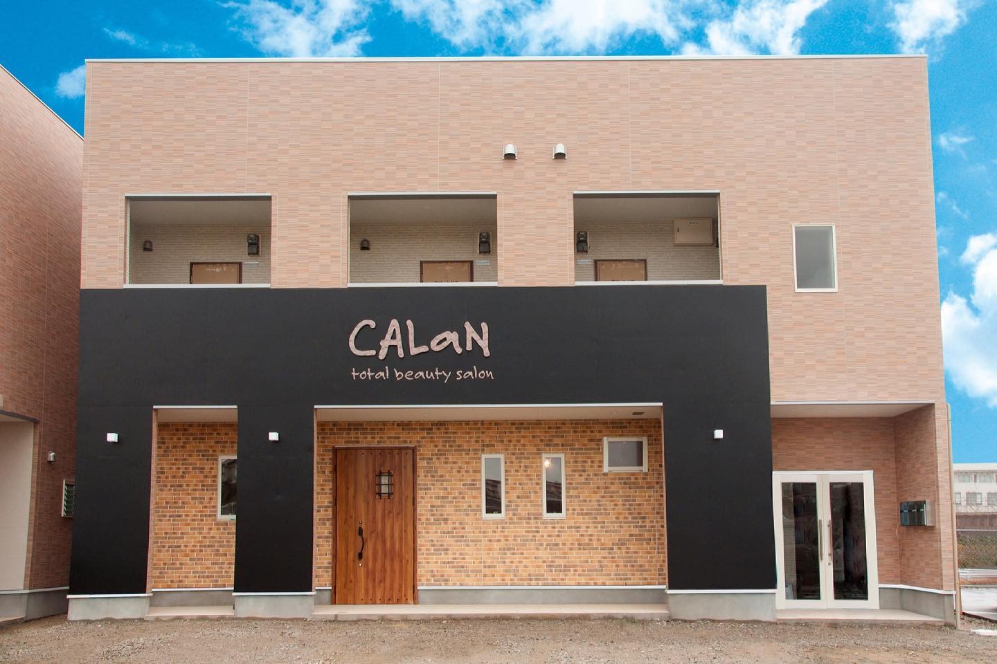 カラン(CALaN)　福岡でおすすめの眉毛サロン