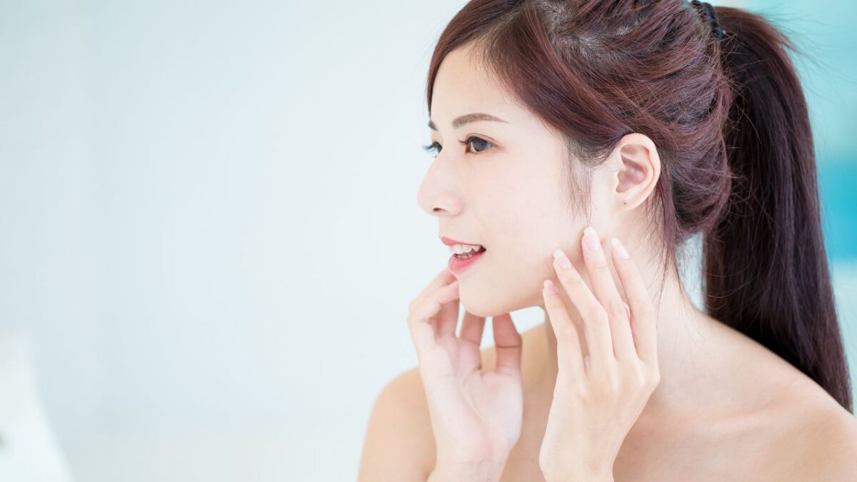 ハーバー「まつ毛セラム」の口コミ　女性のイメージ